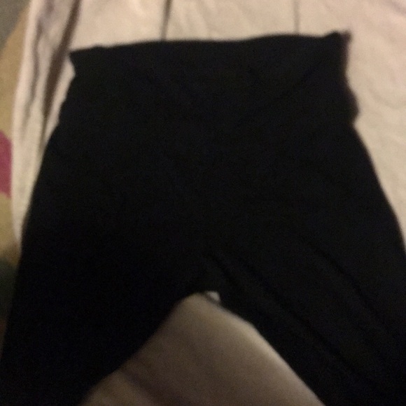 Black leggings - Picture 3 of 4